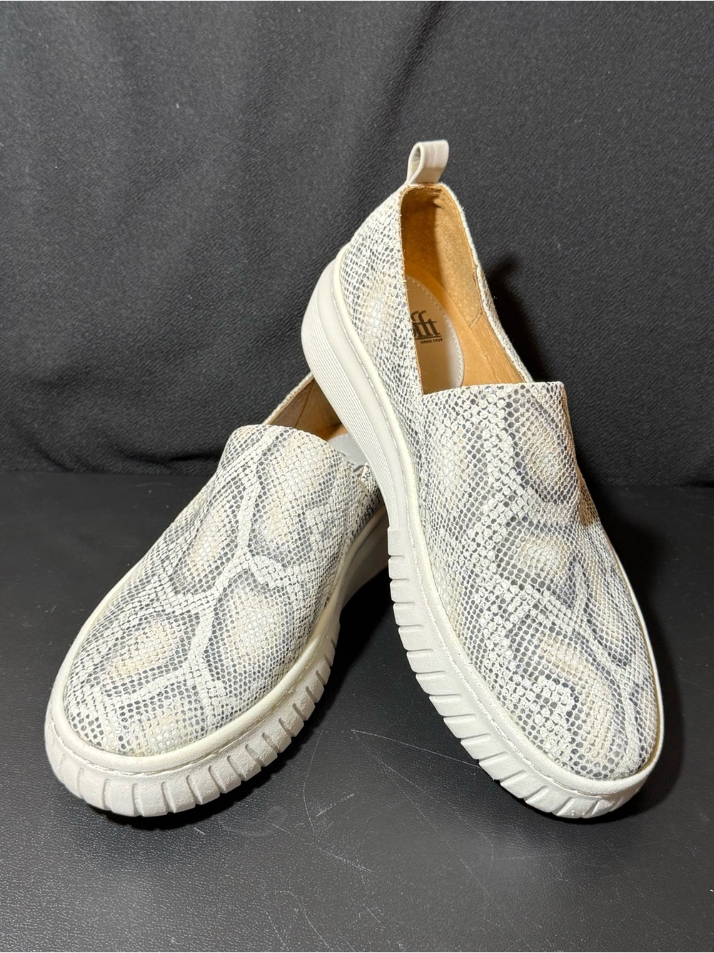 Sofft Potina sneakers Light Grey Snakeskin Leather